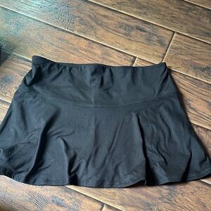 Time and Tru Black maternity active Skirt